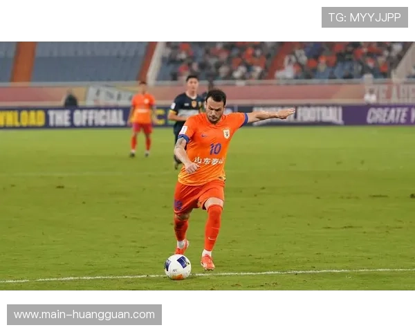 山东泰山外援卡扎伊什维利梅开二度，保留金靴悬念